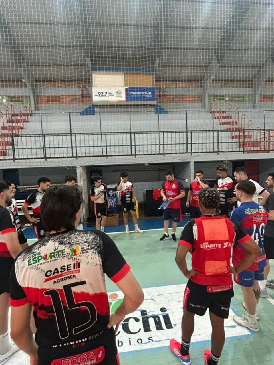 Post: TREINO REGENERATIVO!

 A AEU treina ness…
